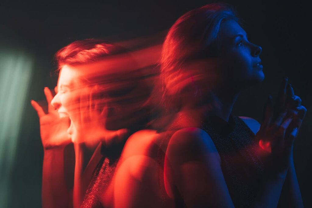 a young woman struggles to cope with the combined symptoms of her bipolar disorder and depression