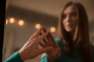 a woman struggles to manage the symptoms of a personality disorder