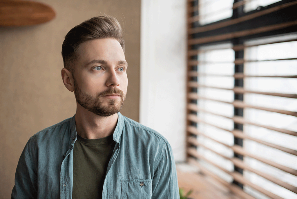 a man makes attainable goals in his recovery journey